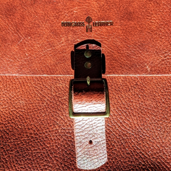 Beartooth Leather CopperMine Leather Crossbody Bag - Picture 3 of 8